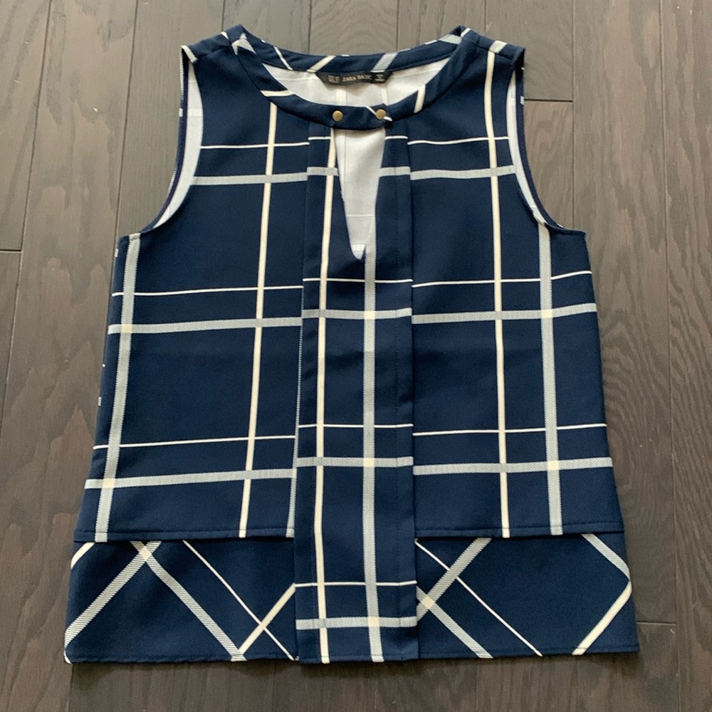 Zara Sleeveless Navy and Cream Top